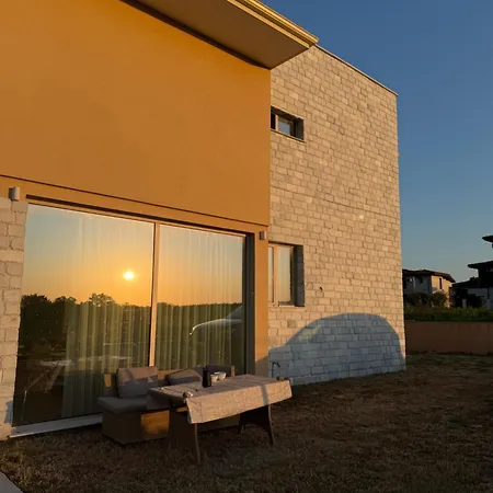 Луксозна вила Casa Azzuro Luxury With Heated Pool & Jacuzzi