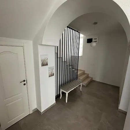 Casa Azzuro Luxury With Heated Pool & Jacuzzi Луксозна вила *